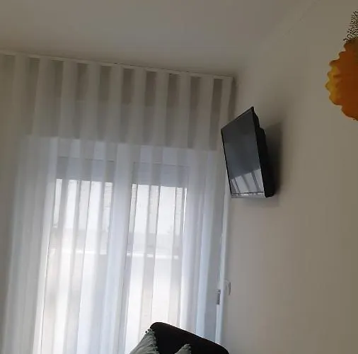 Prestige Holidays Alojamentos فندق *