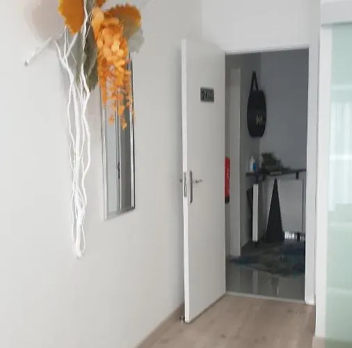 Prestige Holidays Alojamentos فندق