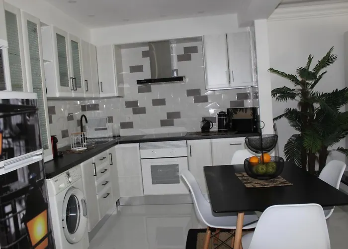 فندق Prestige Holidays Alojamentos *