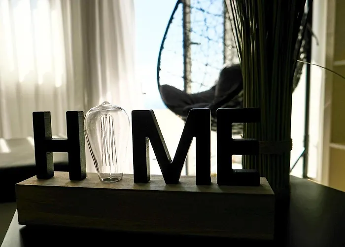 Prestige Holidays Alojamentos فندق *